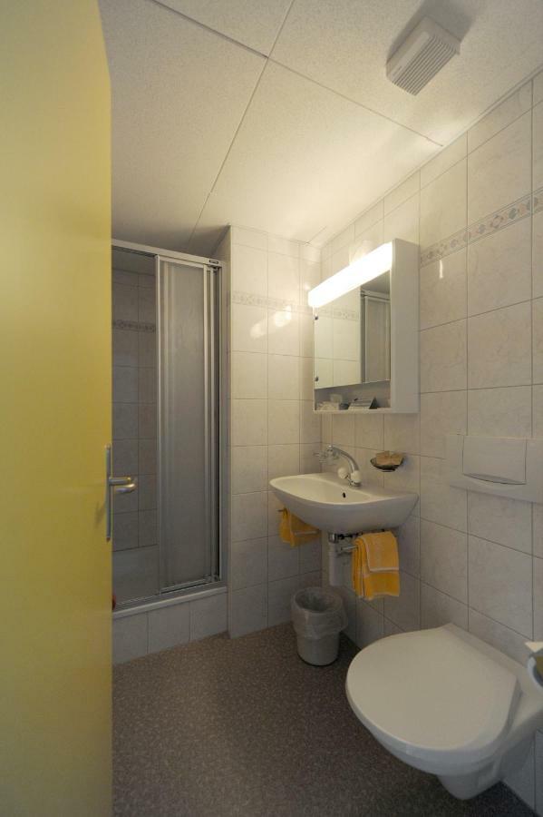 Hotel Krone Budget Lenk Exterior photo